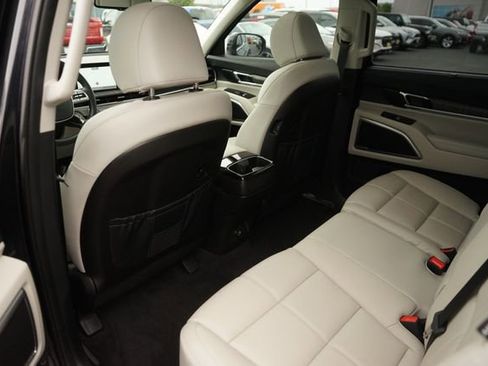 Used 2025 Kia Telluride EX FWD image 12