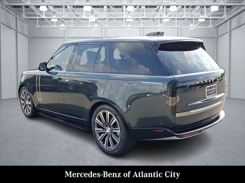 Used 2023 Land Rover Range Rover SE AWD/4WD image 4