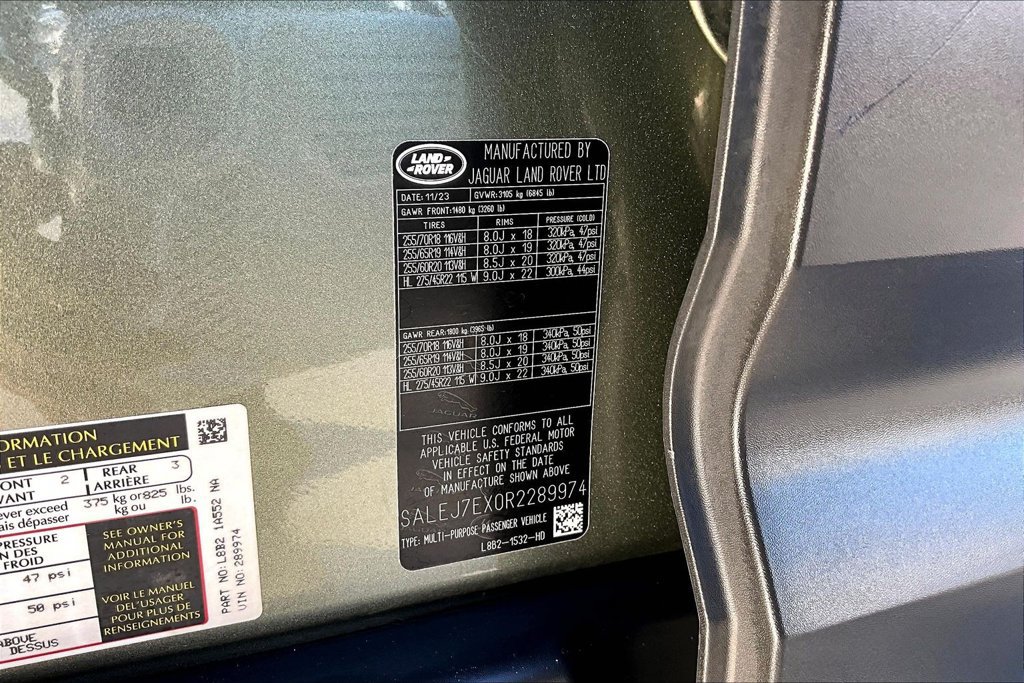 Certified 2024 Land Rover Defender 110 S AWD/4WD image 17