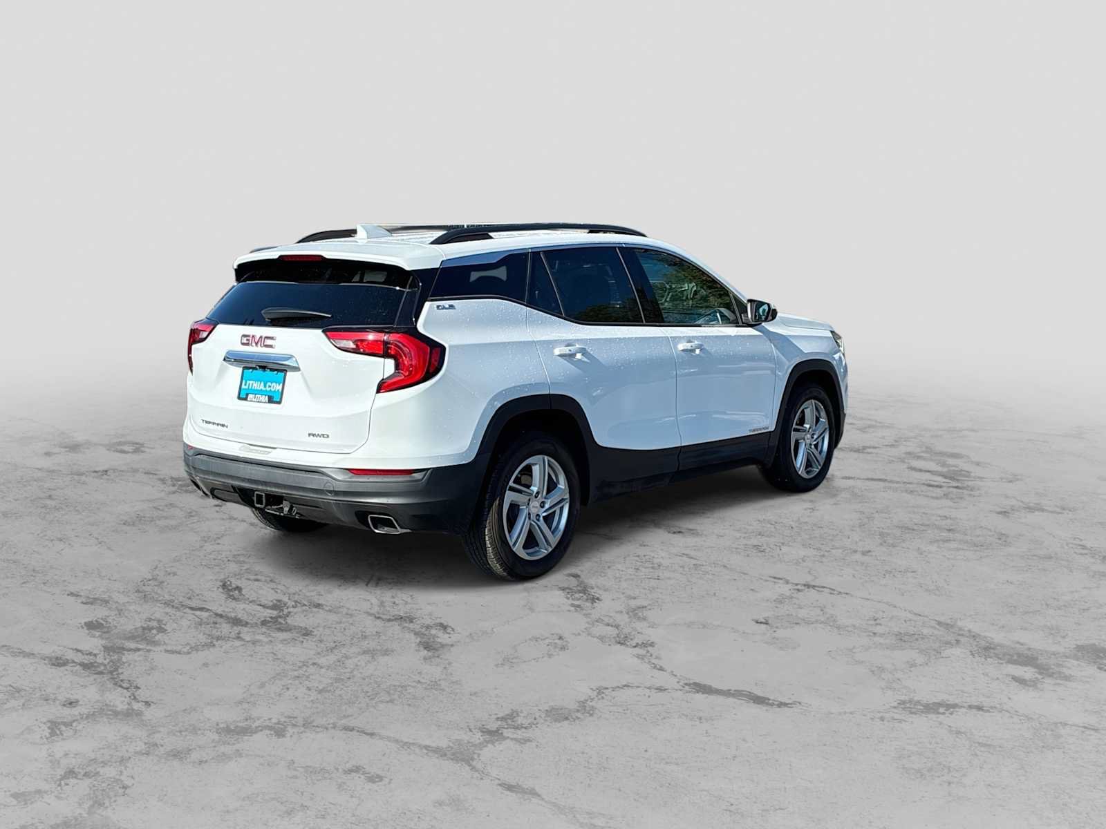 Used 2019 GMC Terrain SLE w/ Infotainment Package I AWD/4WD image 8