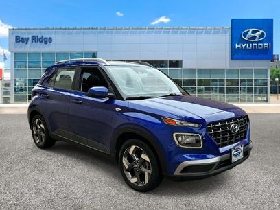Used 2024 Hyundai Venue SEL