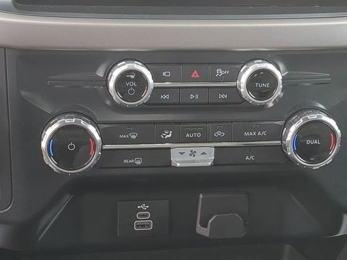 Used 2025 Ford F150 XLT w/ Equipment Group 301A Standard image 18