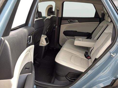 New 2026 Kia Sportage SX Prestige AWD/4WD image 16