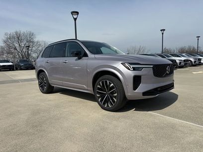 New 2026 Volvo XC90 B6 Ultra