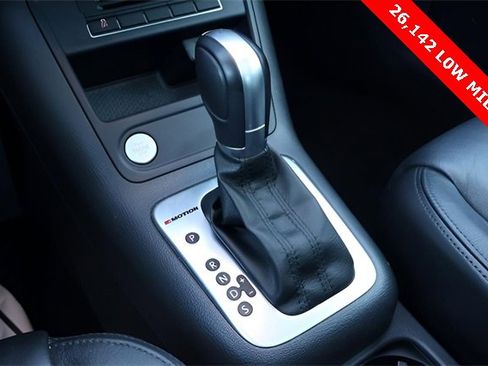 Used 2017 Volkswagen Tiguan Sport image 27