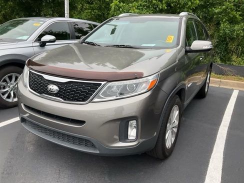 Used 2014 Kia Sorento EX FWD image 9