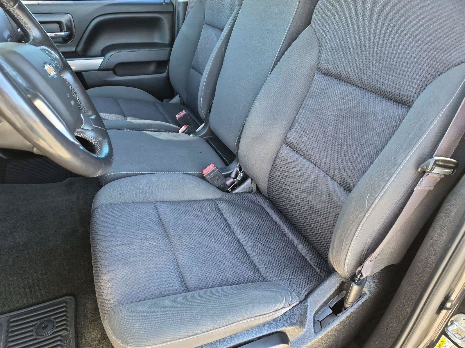 Used 2017 Chevrolet Silverado 1500 LT AWD/4WD image 29
