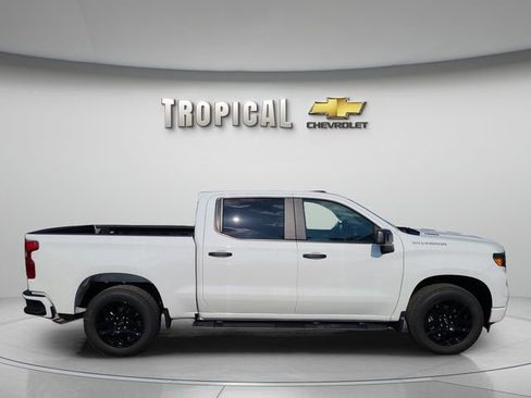 New 2026 Chevrolet Silverado 1500 Custom RWD image 6