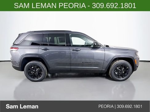 New 2026 Jeep Grand Cherokee Altitude AWD/4WD image 8