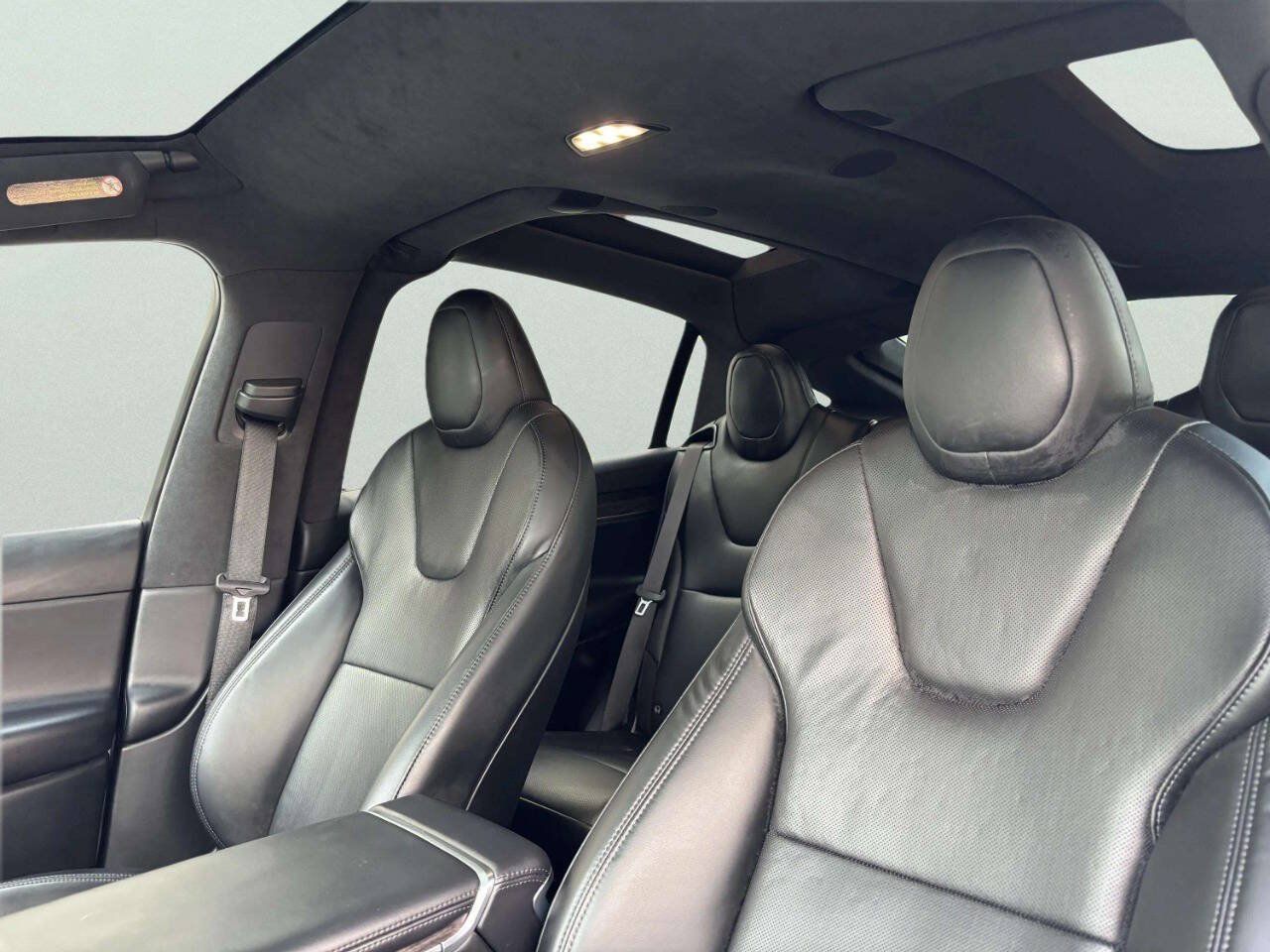 Used 2022 Tesla Model X AWD/4WD image 21