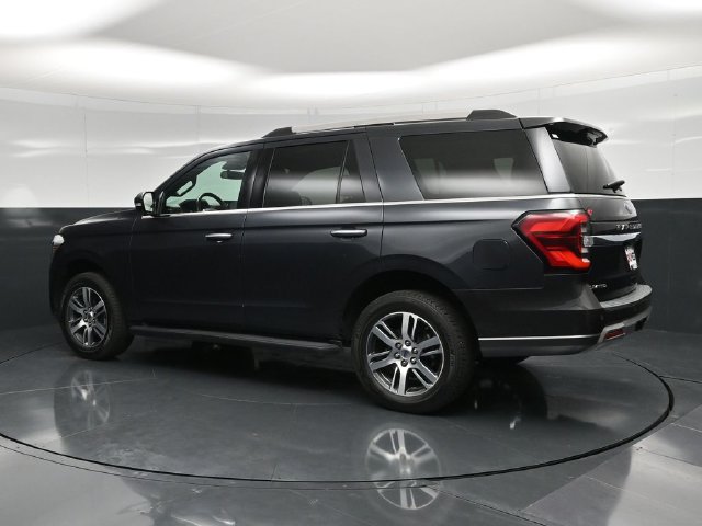 Used 2024 Ford Expedition Limited AWD/4WD image 10