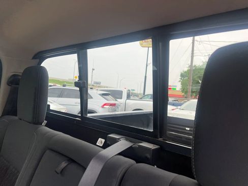 Used 2019 Nissan Titan SV AWD/4WD image 12