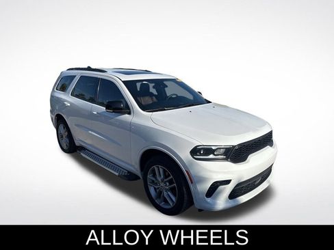 Used 2025 Dodge Durango GT image 3