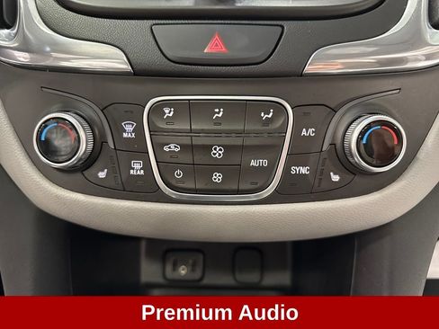 Used 2018 Chevrolet Equinox LT w/ Sun & Infotainment Package FWD image 16
