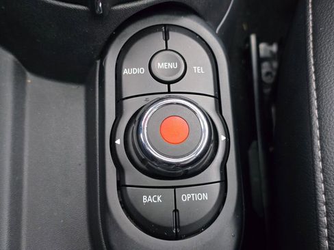 Used 2016 MINI Cooper S image 27