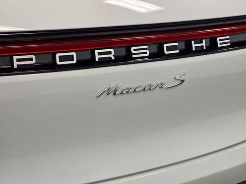 New 2026 Porsche Macan S image 22