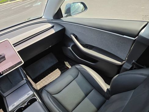 Used 2025 Tesla Model 3 Long Range RWD image 31