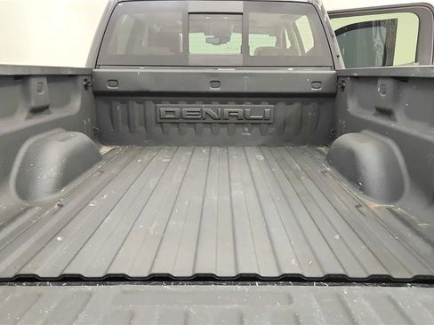 Used 2017 GMC Sierra 1500 Denali AWD/4WD image 19