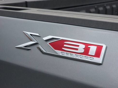 New 2026 GMC Sierra 1500 SLE AWD/4WD image 19