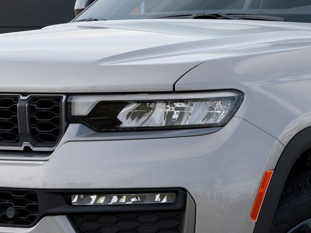 New 2026 Jeep Grand Cherokee L Limited AWD/4WD image 10