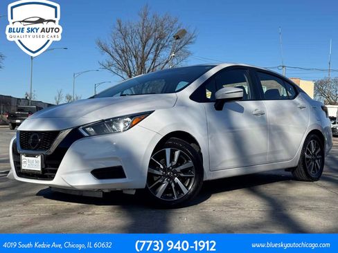 Used 2021 Nissan Versa SV image 1