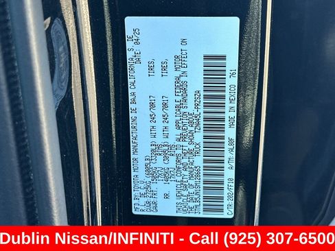 Used 2025 Toyota Tacoma SR5 AWD/4WD image 55