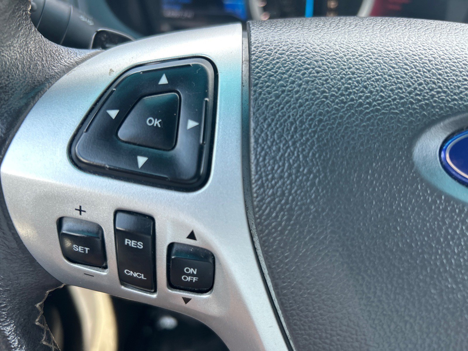 Used 2015 Ford Explorer Sport AWD/4WD image 28