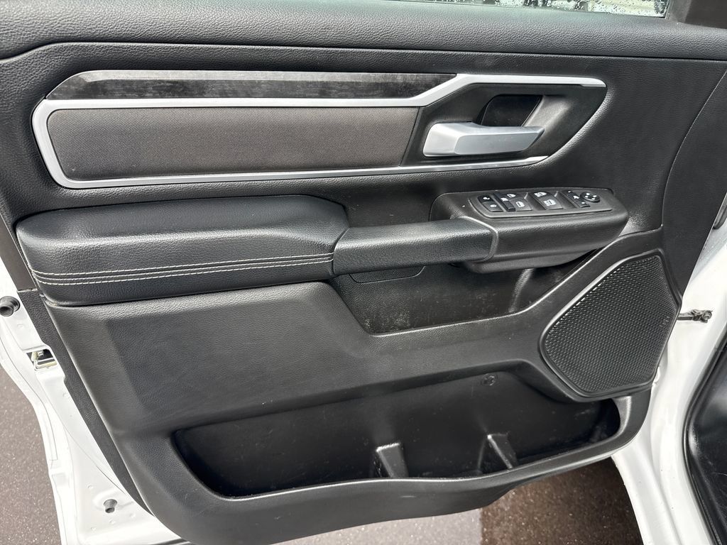 Used 2023 RAM 1500 Big Horn AWD/4WD image 10