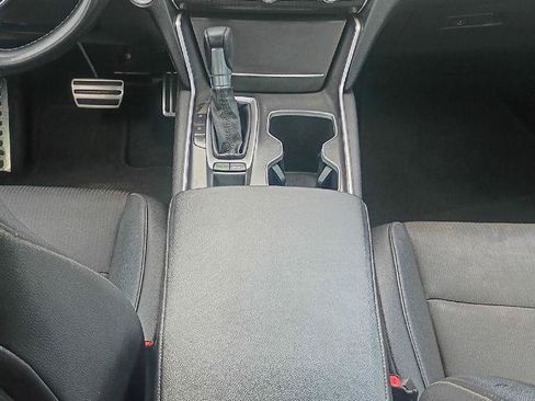 Used 2019 Honda Accord Sport image 14