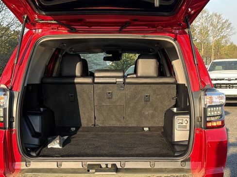 Used 2021 Toyota 4Runner TRD Off-Road Premium image 9