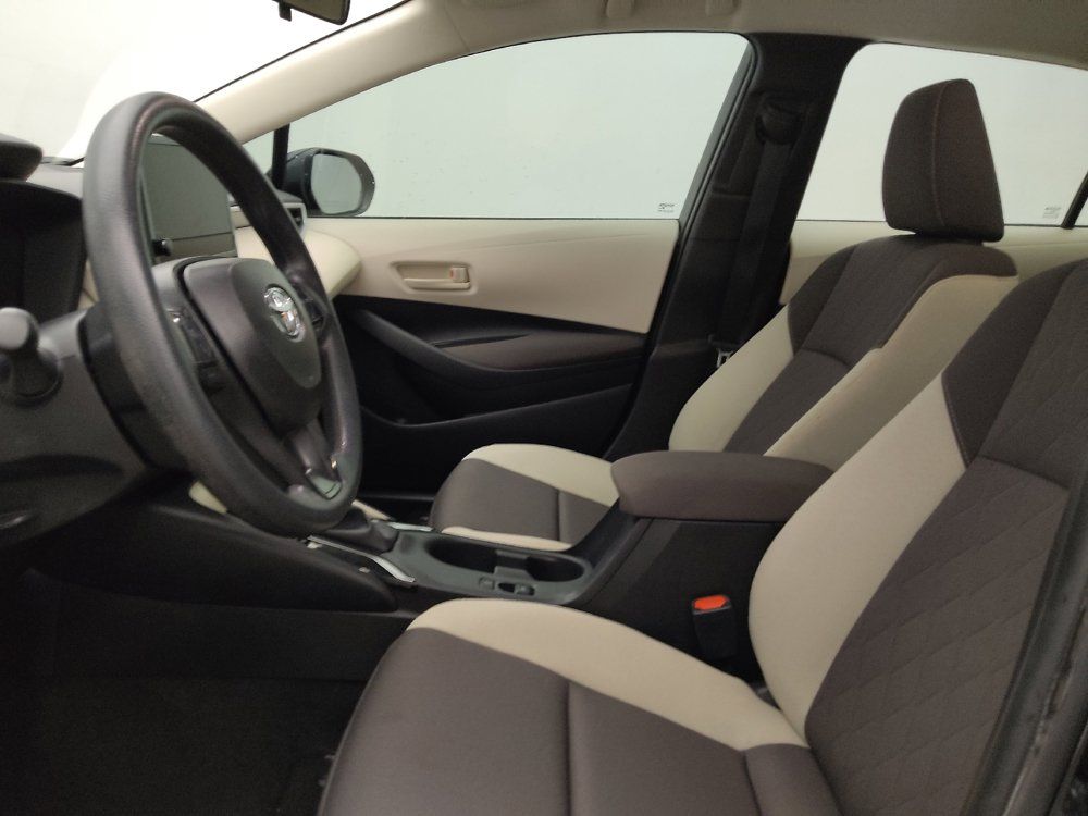 Used 2025 Toyota Corolla LE FWD image 17