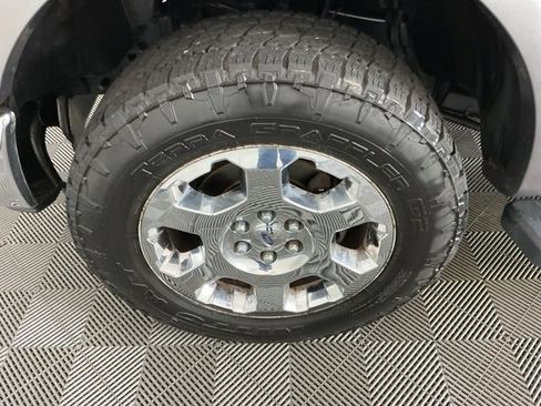 Used 2012 Ford F150 Lariat w/ Lariat Chrome Pkg image 24