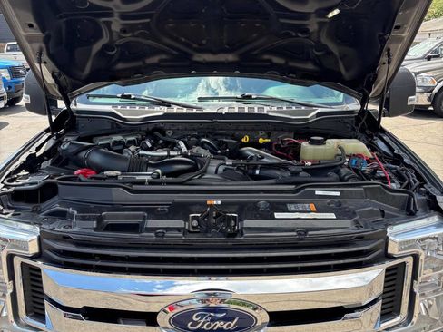 Used 2019 Ford F250 XL w/ STX Appearance Package image 25