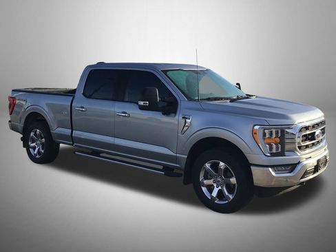 Used 2022 Ford F150 XLT w/ Equipment Group 302A High AWD/4WD image 2