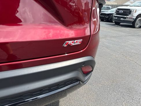 Used 2024 Chevrolet Trax RS w/ Driver Confidence Package FWD image 40