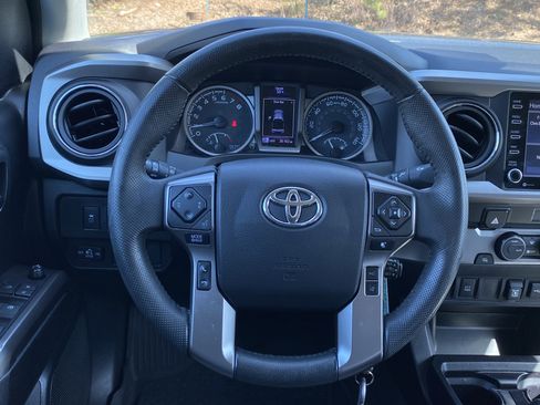 Used 2021 Toyota Tacoma SR5 image 19