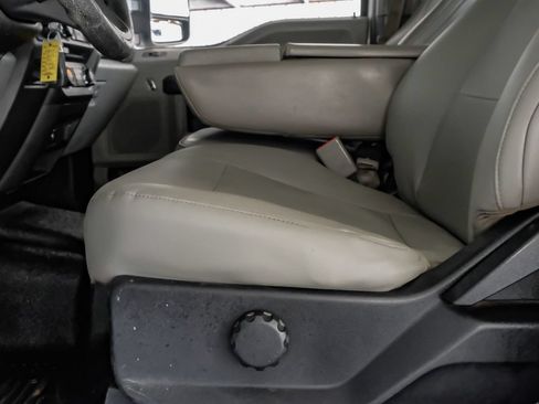 Used 2017 Ford F350 XL w/ Power Equipment Group RWD image 28