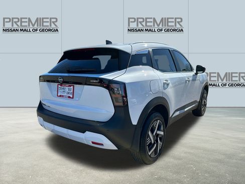 Used 2026 Nissan Kicks SV image 5