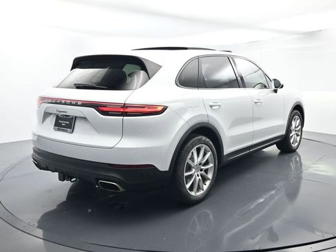 Used 2021 Porsche Cayenne image 14
