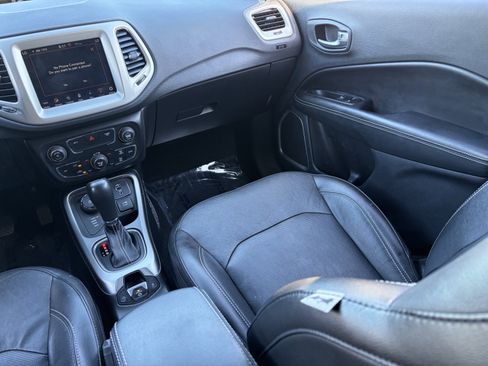 Used 2021 Jeep Compass Latitude AWD/4WD image 15
