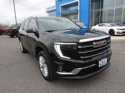 Used 2024 GMC Acadia Elevation AWD/4WD image 3