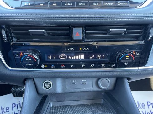 Used 2021 Nissan Rogue SL w/ Premium Package image 21