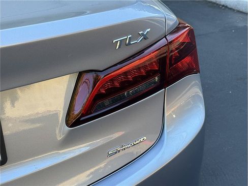 Used 2015 Acura TLX V6 SH-AWD w/ Technology Pkg image 23