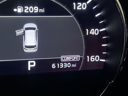 Used 2020 Kia Sorento EX image 29