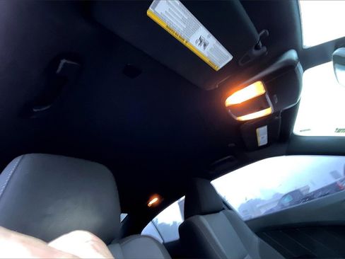 Certified 2020 Dodge Charger SXT w/ Blacktop Package image 20