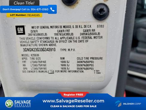 Used 2003 Chevrolet Avalanche 2500 w/ Driver Convenience Package image 16