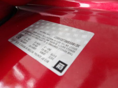 Used 2018 Chevrolet Cruze LT w/ Convenience Package image 26