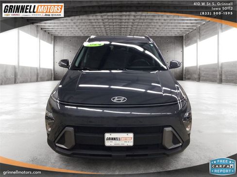 Used 2024 Hyundai Kona SEL w/ Convenience Package image 2