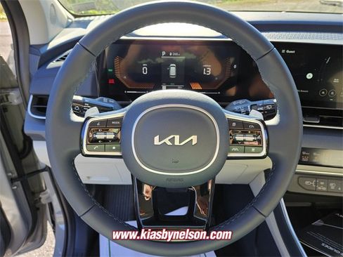 New 2026 Kia Carnival EX image 13