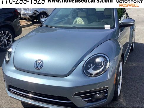 Used 2019 Volkswagen Beetle 2.0T S FWD image 1